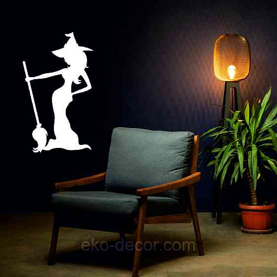 Декоративне настінне Панно «Ведьма», Декор на стіну 110*64 см, Білий Київ