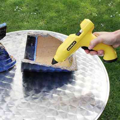 Клеевой пистолет Stanley беспроводной, 11,3мм. (STHT6-70416) Винница