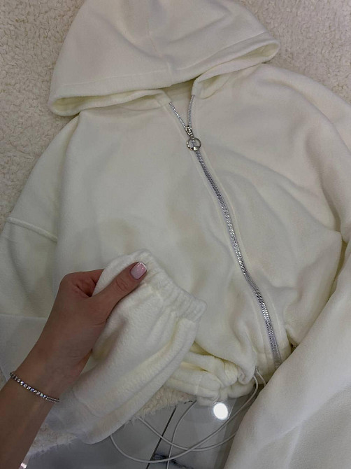 Женский трендовый теплый костюм оверсайз с двойной полар флиса Молочный, 48/50 Одесса - изображение 2