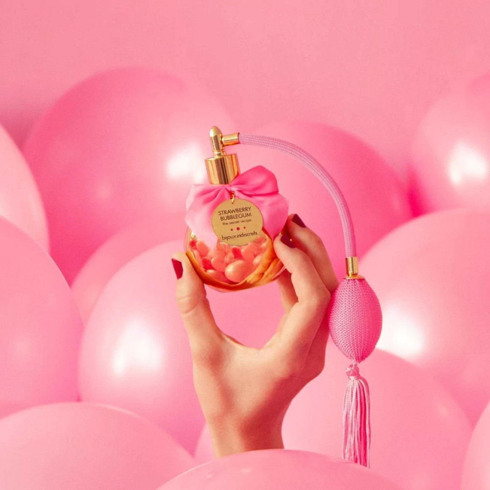 Парфюм для тела с феромонами Bijoux Indiscrets Strawberry Bubble Gum и ароматом клубничной жвачки Sex Aura Киев - изображение 3