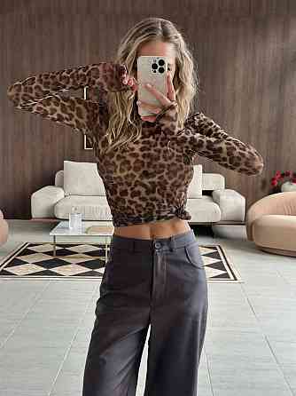 Женский стильный леопардовый лонгслив из стрейч сетки Одесса