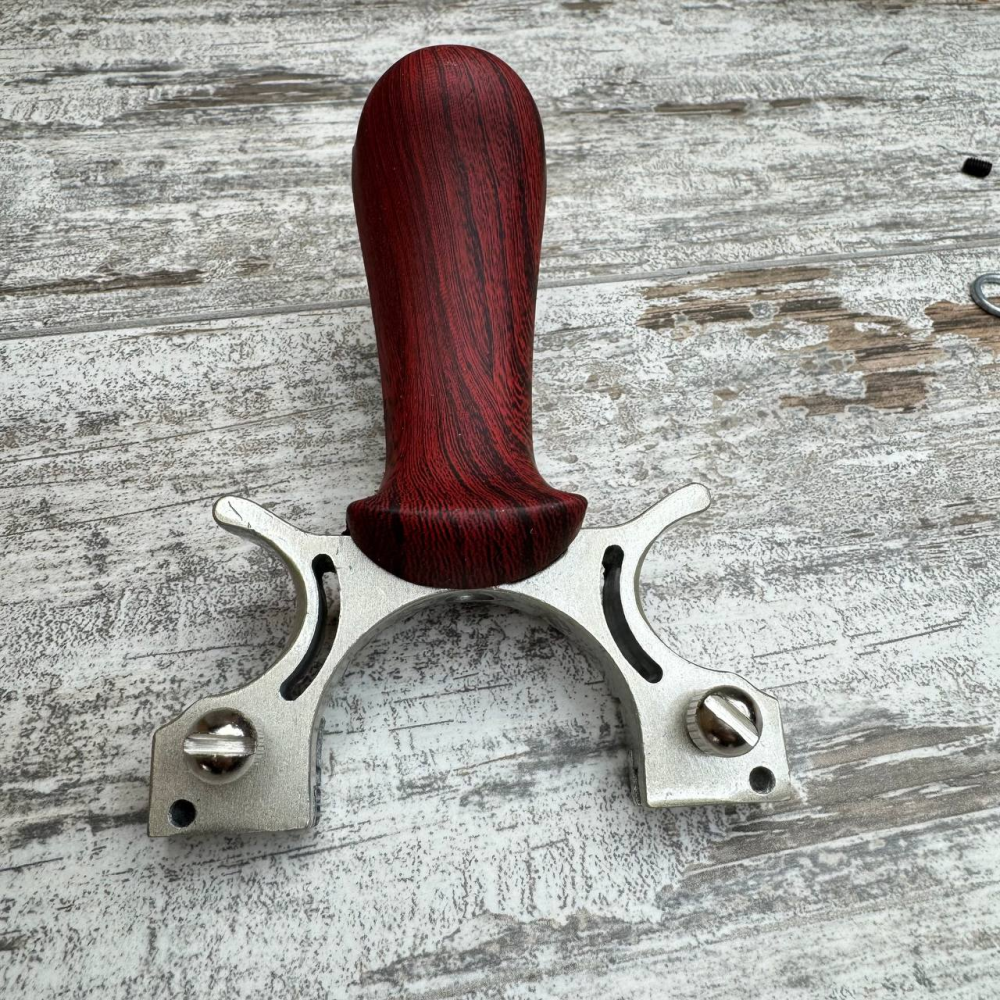 Эргономичная рогатка с прицелом и подсветкой для спорта, рыбалки и охоты, металлическая основа Киев - изображение 4