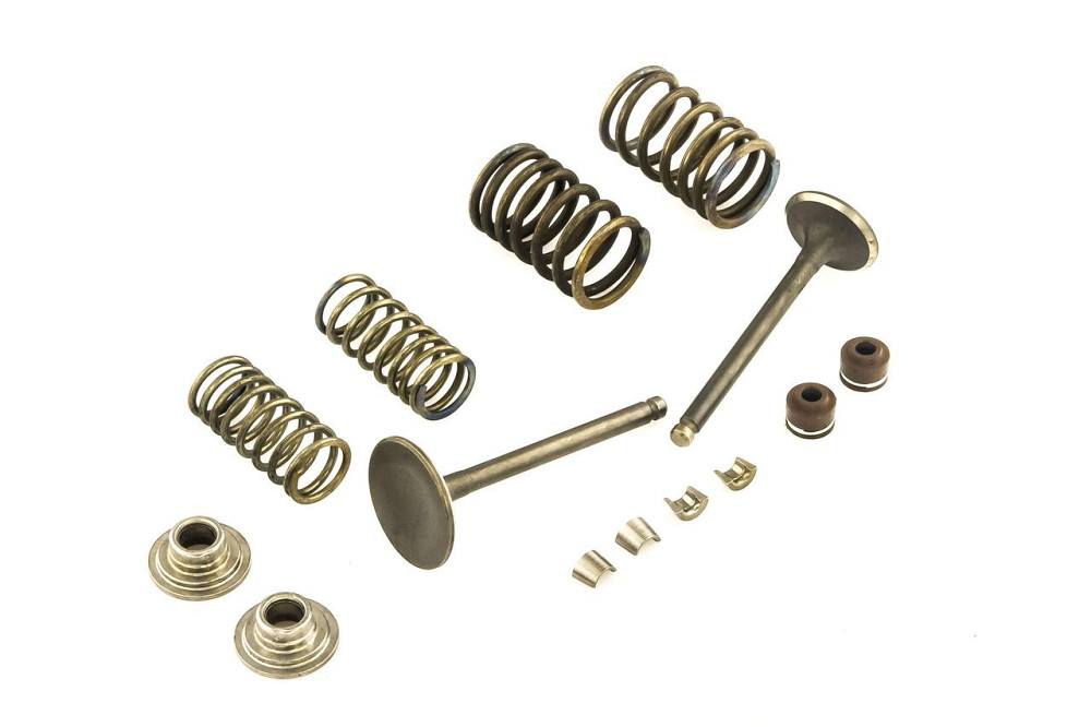 Клапани (пара, у зборі) скутер 4 Т 150 (L-66mm) Мукачево - фото 1