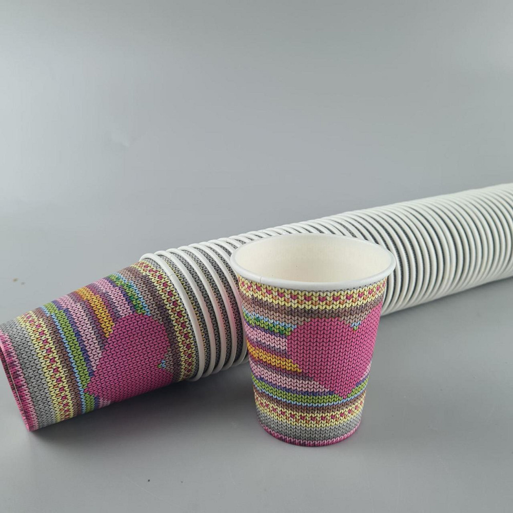 Бумажные стаканы цветные 175мл  "СЕРДЦЕ ВЯЗАНОЕ"  Маэстро (50 шт) Харьков - изображение 1