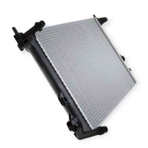 Радіатор охолодження двигуна автомобіль Шкода Octavia, Superb, автомобіль Фольцваген Golf 12- Мукачево