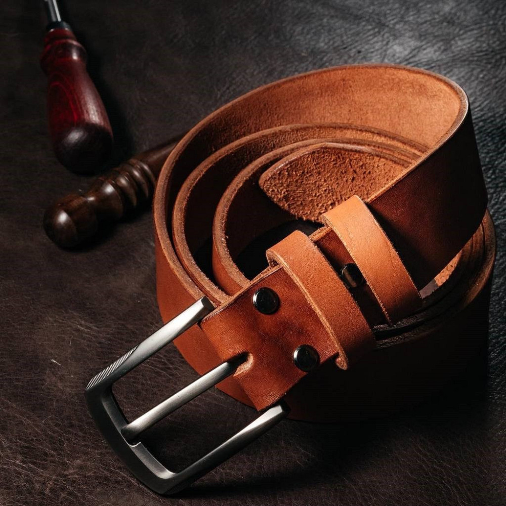 Ремінь чоловічий з натуральної шкіри для джинсів, шкіряний пояс з тисненням Герб, коричневийMasterSem Київ - фото 4