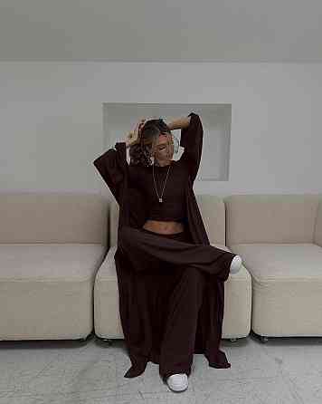 Женский базовый повседневный костюм тройка: кардиган лонгслив и штаны вискоза Шоколадный, 48/50 Одесса