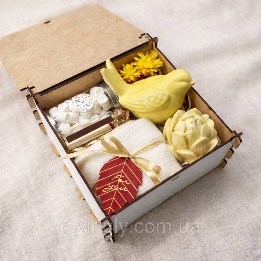 Подарочный набор весенний с керамической птичкой, свечей лотос ручной работы и шерстяными носками Ирпень - изображение 5