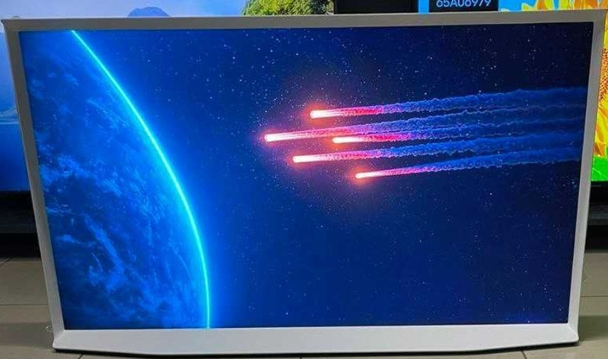 Телевизор: 65