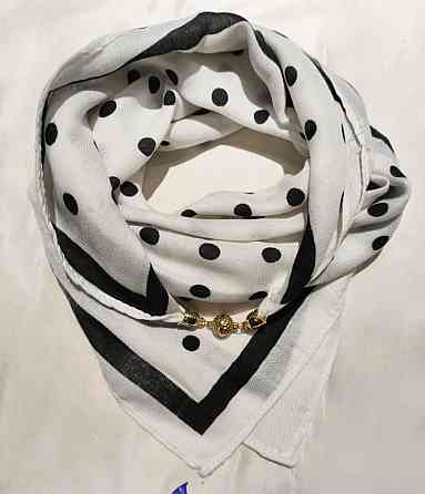 Шарф жіночий з магнітною застібкою Біло-чорний Сміла