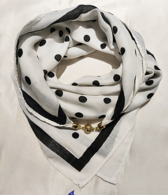 Шарф жіночий з магнітною застібкою Біло-чорний Сміла - фото 5