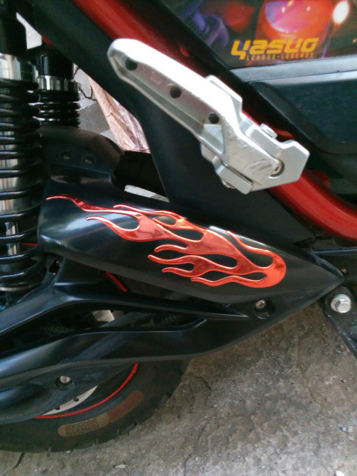 Наклейка Вогонь опукла на авто-мото Київ - фото 3