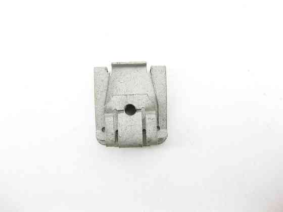 Mercedes-Benz  A0049943145 Скоба кріпильна з різьбленням M4,8 E-Class W212 W212 C207 CLS C218 C219 C-Class W204 ML GLE W165 GL GLE X166 W167 C292 Одесса