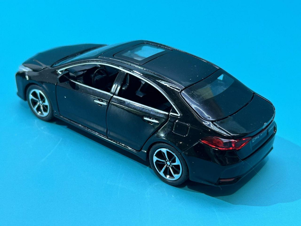Машинка металева Авто Експерт Toyota Corolla 1:32 метал світло/звук Чорна (GT-6258) Чернигов - изображение 2