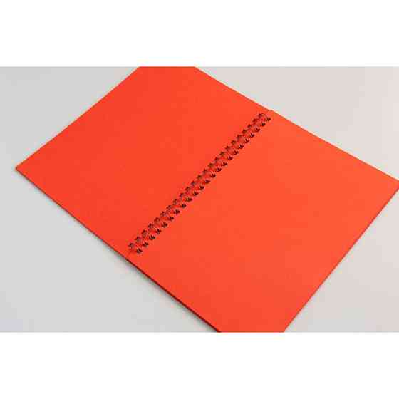 Скетчбук "Дай волю своїй уяві" 13102-KR з червоними листами, А5, на спіралі Вінниця