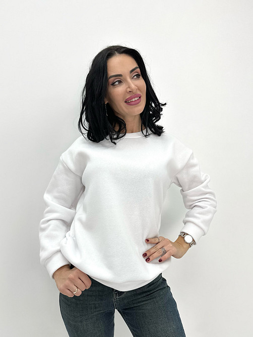 Базовый однотонный свитшот 