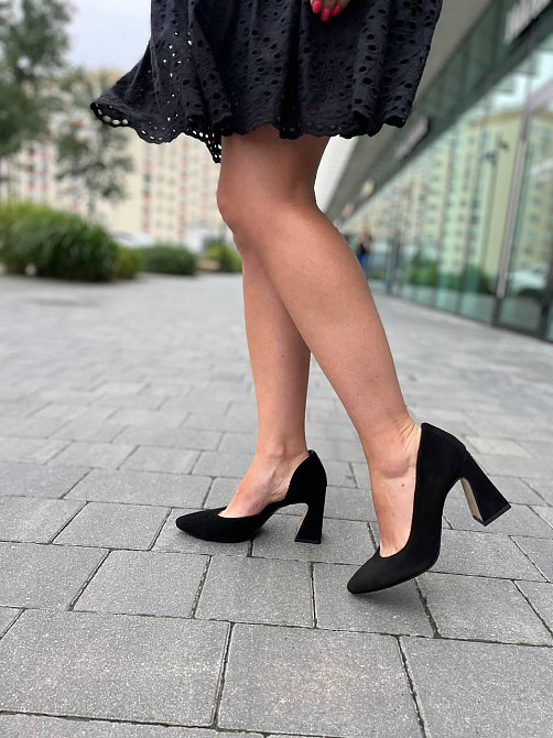 LIRIO Замшеві туфлі жіночі на стійких грубих підборах весна-осінь демісезонні чорні T0304/CT805 Коломия - фото 2