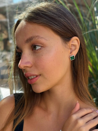 Van Cleef подарунковий набір 2 предмети / сережки і браслети / зелений колір під малхіт / біле золото AU 750 / проба, гравіювання Одеса