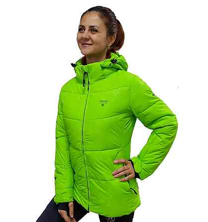 Зимняя женская  куртка 