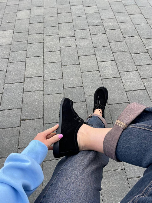 Arcoboletto Топсайдери жіночі на низькому ходу з натуральної замші на шнурівці чорні демісезонн Коломия - фото 6