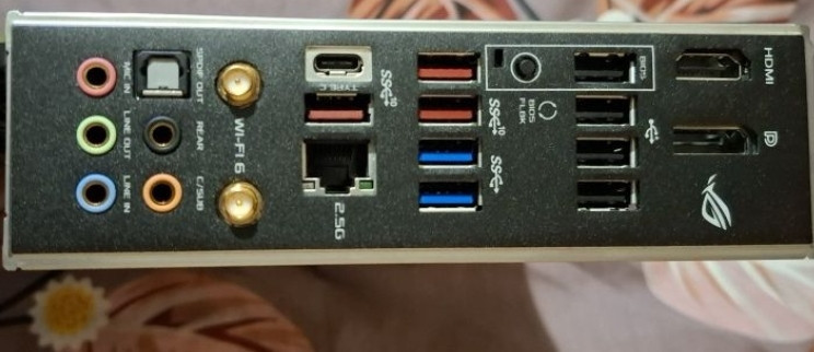 Материнська плата ASUS ROG Strix Z490-E (Wi-Fi) Київ - фото 1