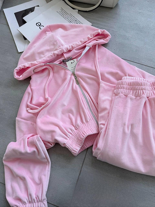 Жіночий прогулянковий оверсайз костюм-двійка: кофта та штани турецький велюр Барбі Одеса - фото 4