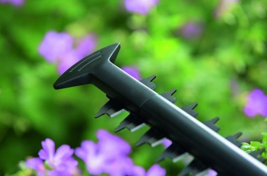 Електричний садовий кущоріз Bosch EasyHedgeCut 55 (0600847C02) : 420 Вт, шина 550 мм, 2,7 кг Київ - фото 9