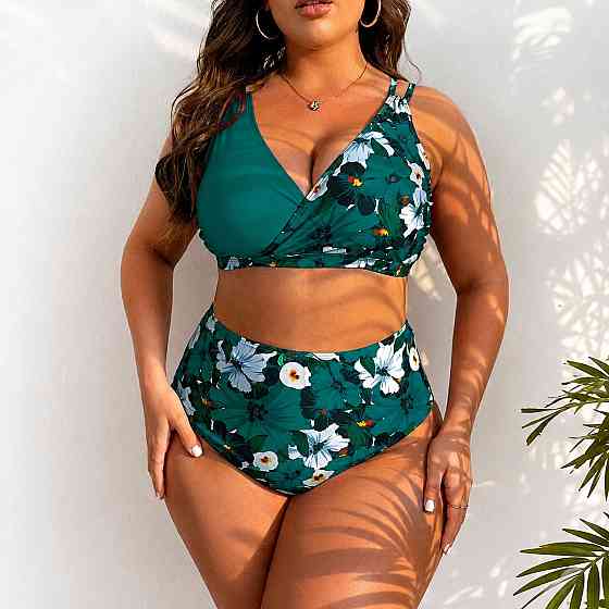 Жіночий роздільний купальник бікіні Plus Size великих розмірів з тонким поролоном та високими плавками зелений Київ