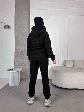 Женский стильный теплый костюм из флиса полар с шапкой Черный, 46/48 Одесса