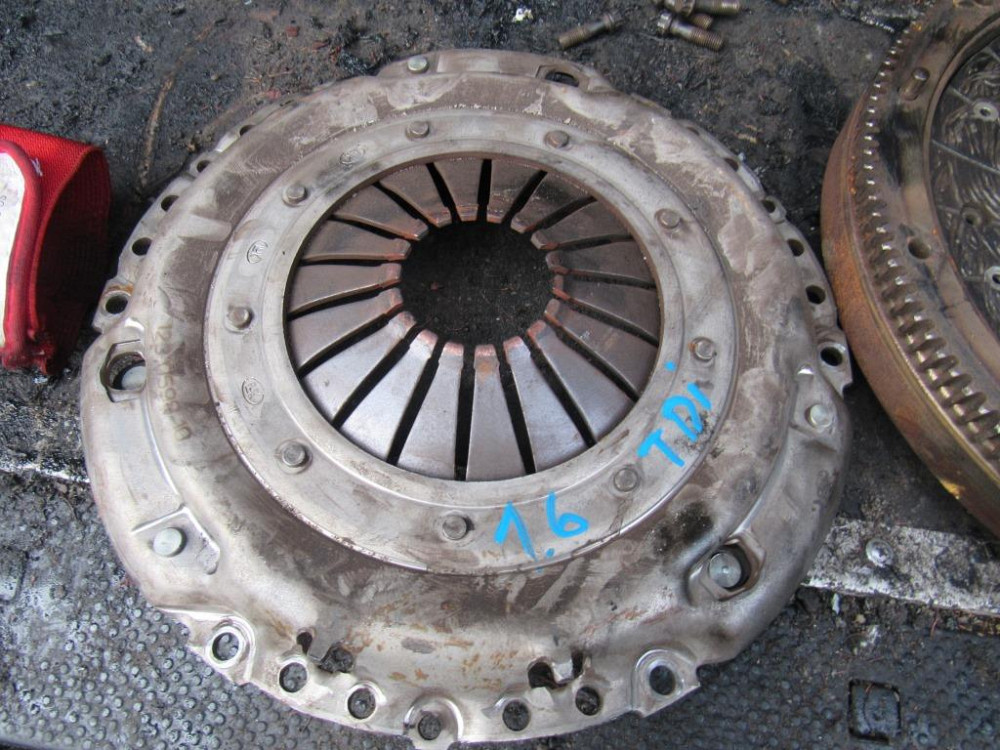 Зчеплення демпферне VW Caddy 1.6 tdi 2010-2015 (Комплект) Ковель - фото 2
