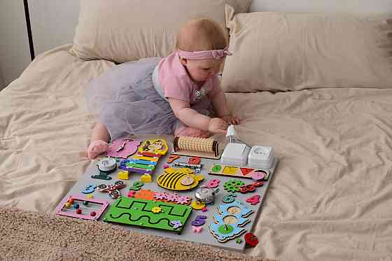 Бізіборд Розвивальної дошки для дітей 40х50 Розвивальна дошка дівчинці від 6 місяців для розвитку дрібної моторики Київ