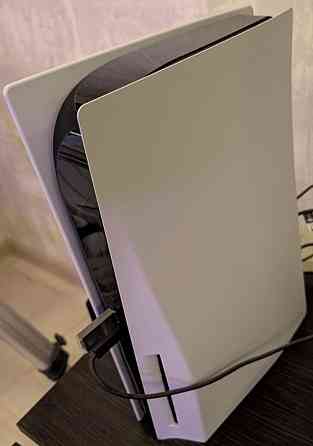 Приставка SONY PlayStation 5 . Київ