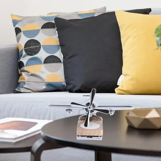 Креативный автомобильный освежитель, ароматизатор воздуха в виде самолета с вращающимся пропеллером от солнечной панели Коломыя