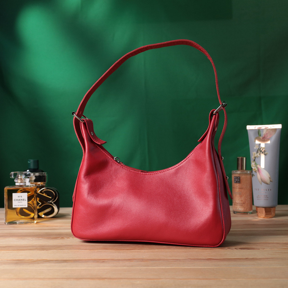 Яскрава сумка багет з регульованим ременем з гладкої натуральної шкіри Shvigel 22832 Червона Київ - фото 2