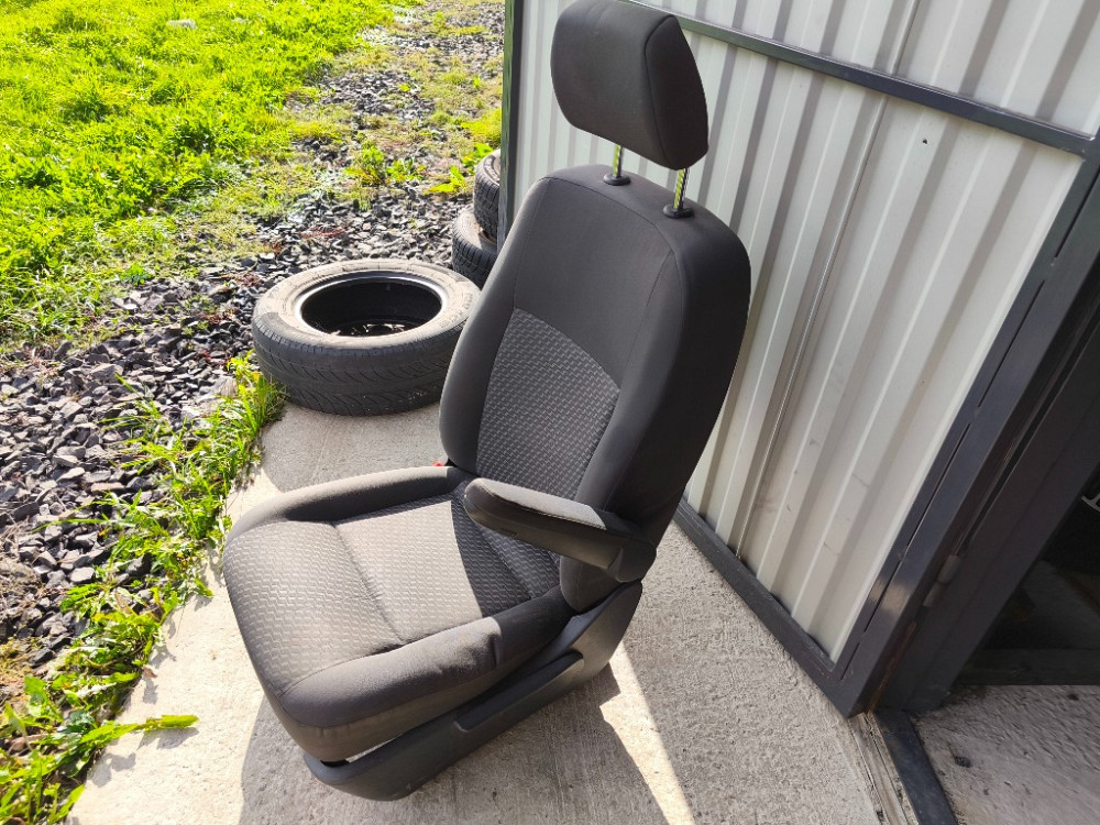 Сидіння переднє водія VW T5 2003-2015 Ковель - фото 3