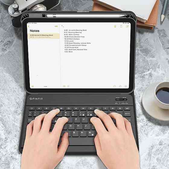 Фирменный чехол клавиатура Fintea для iPad A16 11 поколения 2025/ 10-го поколения (2022) A2696 / A2757 / A2777 держатель карандаша Днепр