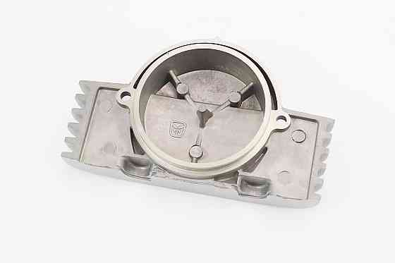 Кришка головки циліндра (де зірка распредвала) Київ