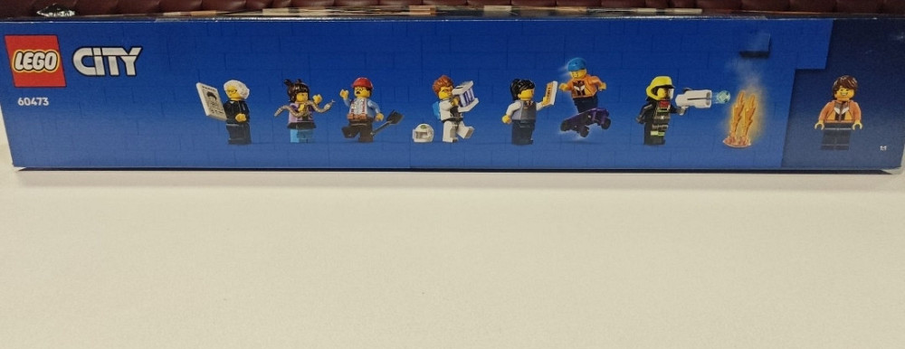 Конструктор LEGO City 60473 Міська вежа (1941 Деталь) Київ - фото 3