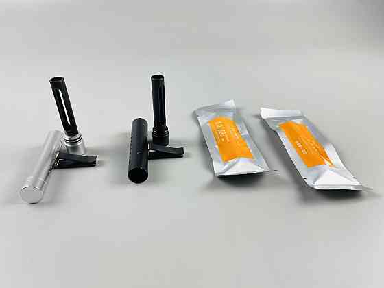 Освіжувач повітря кліпса в машину автомобільний, ароматизатор на вентиляцію на кліпсі зі змінним елементом Мукачево