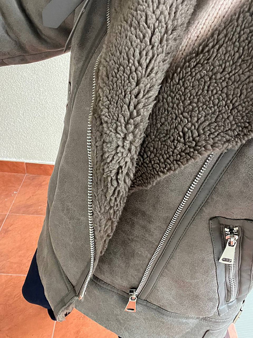 Дубленка женская Aftf Basic 243 средней длины из экозамши на молнии с мехом капучино, капучино, S Одесса - изображение 9