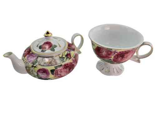Чайник с чашкой  из фарфора Розы Киев