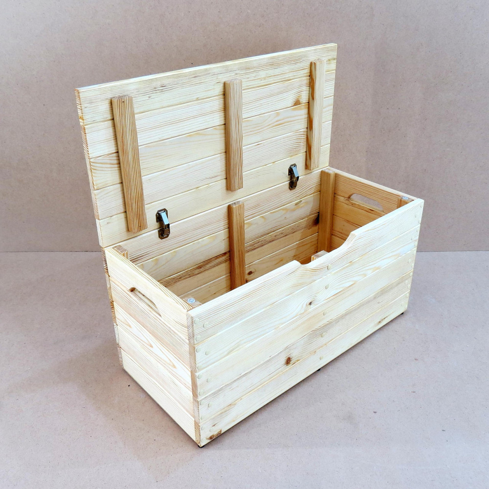 Сундук напольный 