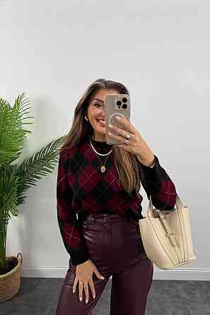 Жіночий светр оверсайз у геометричний принт машинне в'язання Чорний Одеса