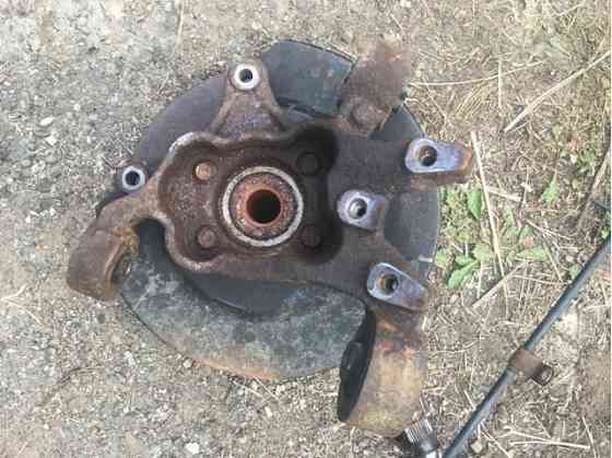 68083245AB Ступиця зад левая Journey12-. 3.6l Коломыя