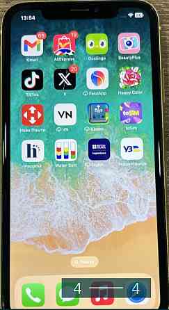 Айфон: iPhone XR 64Gb. Батарея 82% Київ