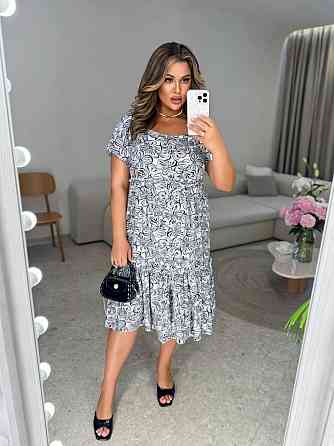 Жіноче легке принтоване плаття батал штапель Сірий, 50 Одеса