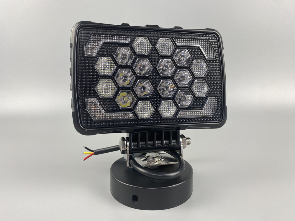 Фара LED квадратна 18 Led chip 12/24V. Широкий промінь + DRL світло + стробоскоп, світло 6500 К, IP67 Мукачево - фото 8