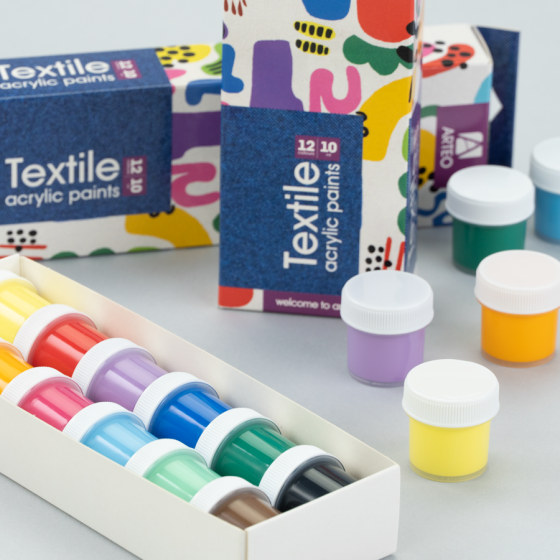 Набір акрилових фарб для розпису тканин Colors 12×10мл Arteo Київ