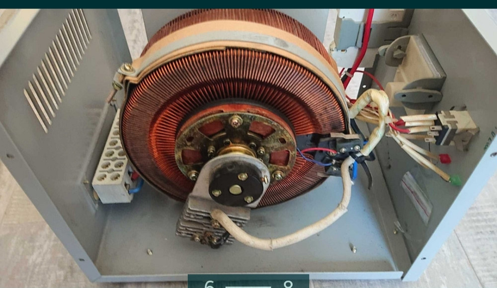 Стабилизатор напряжения сервомоторный: (транс- не реле) TND 3000VA DELIXI. Киев - изображение 6