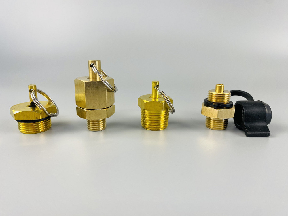 Клапан зливу конденсату М16х1.5, із захисним гумовим ковпачком (латунь) Мукачево - фото 4